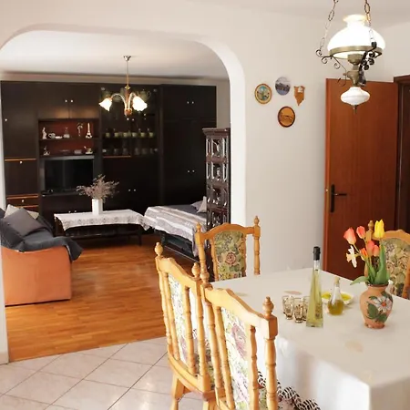 Paganor Apartment *
