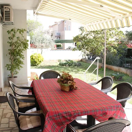 Paganor Apartment *