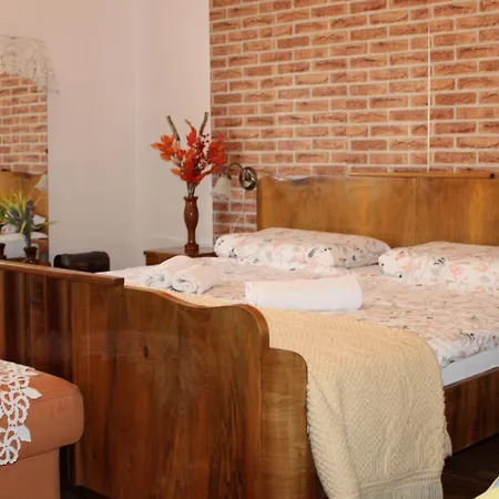 Paganor Apartment *